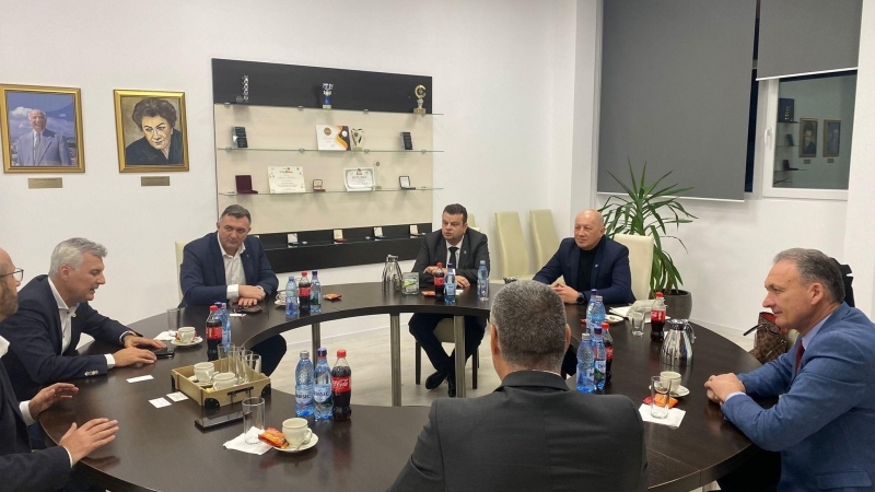 Alexandru CORDOȘ | Amendamentul PSD cu privire la plafonarea prețului la energie pentru producători de medicamente se demonstrează a fi o gură de oxigen pentru industria românească